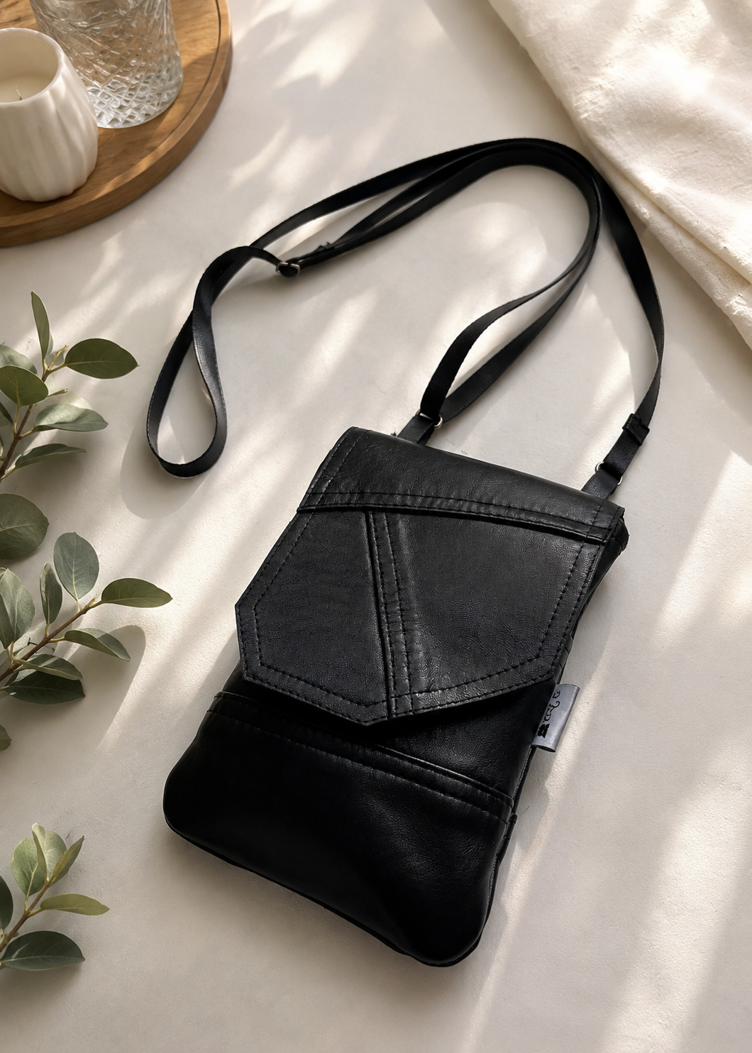 Le Papire Pantoute (sac cellulaire) (Copie)